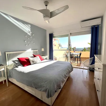 Elegant In 80 M² With Shared Pool Apartamento
