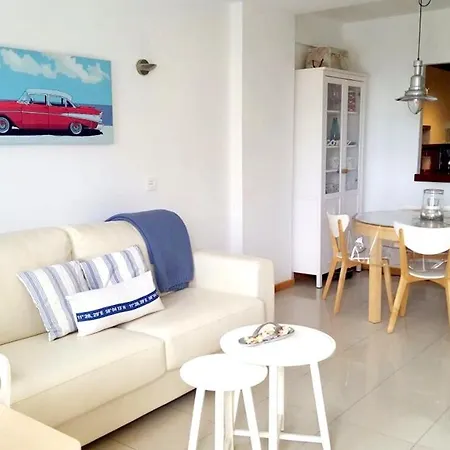 דירה Elegant In 80 M² With Shared Pool *