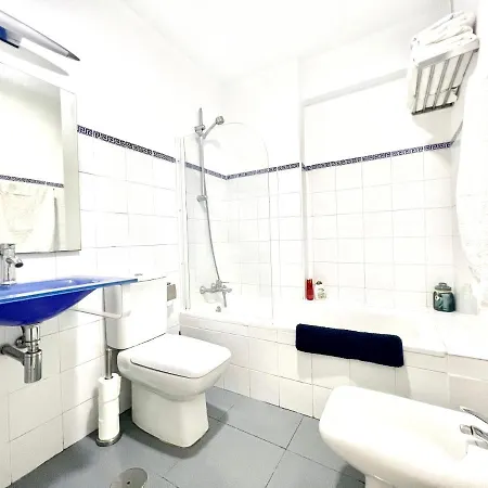 דירה Elegant In 80 M² With Shared Pool *