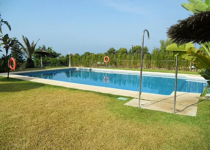 Appartement Elegant In Marbella, 80 M² With Shared Pool